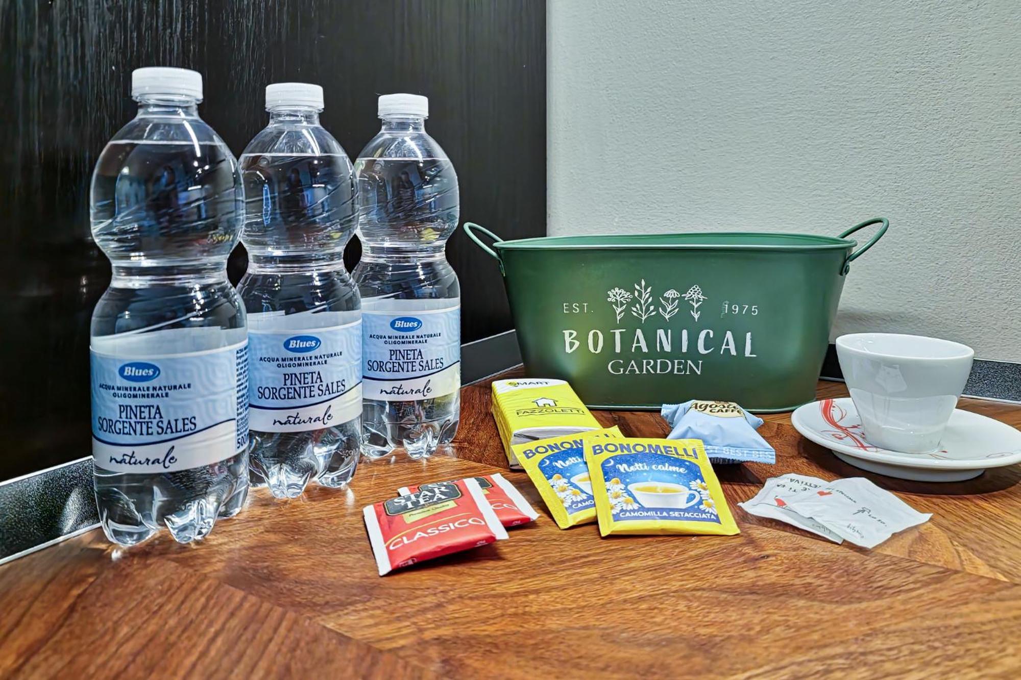 モンツァCrystal Domusアパートメント エクステリア 写真